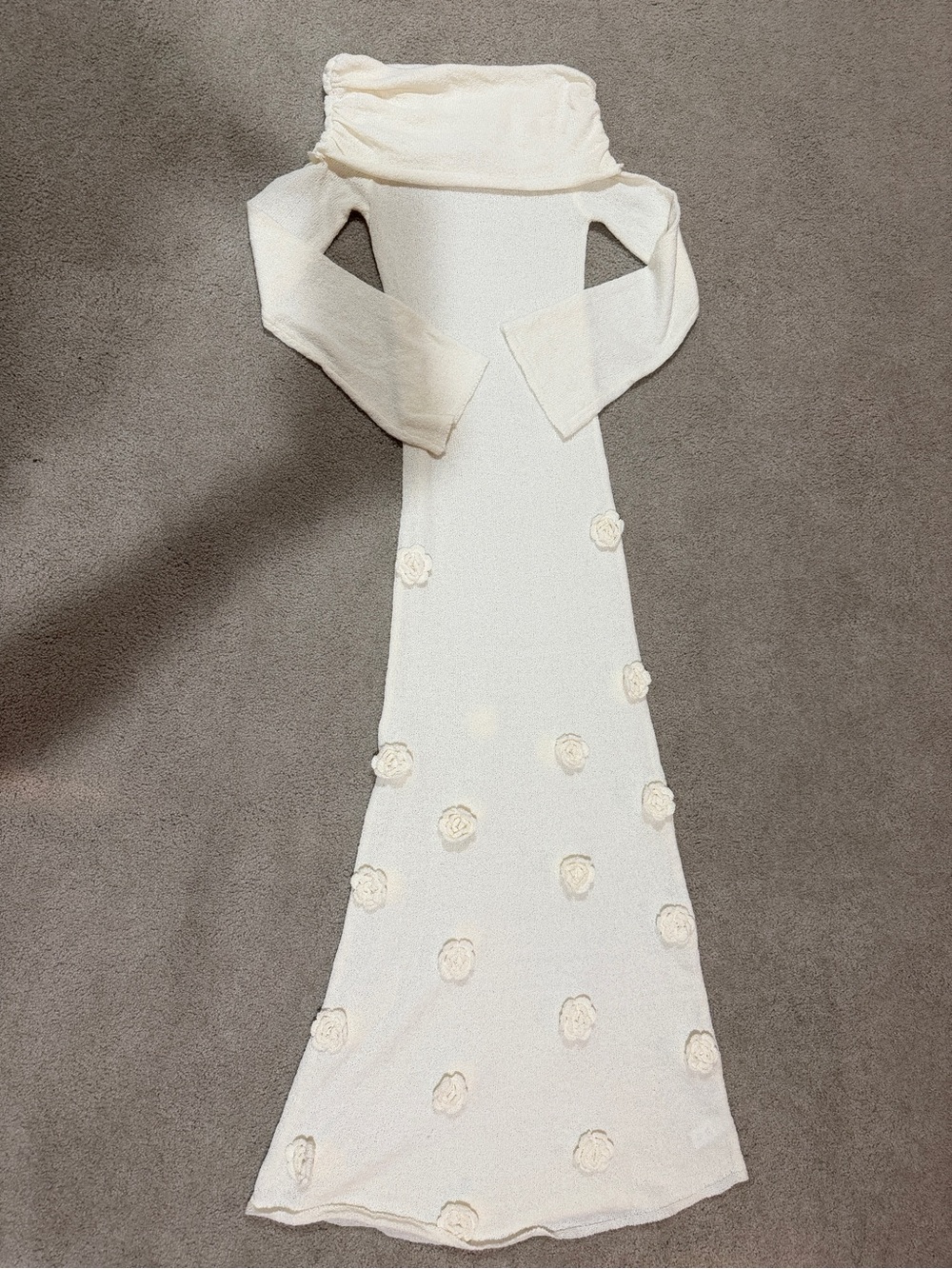 Meshki Ivory Off-Shoulder Floral Appliqué Maxi Dress - Picture 8 of 8